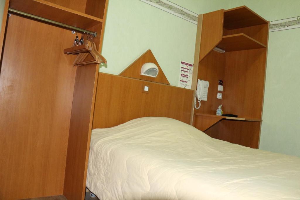 Hotel Restaurant De La Poste A Gérardmer Kamer foto